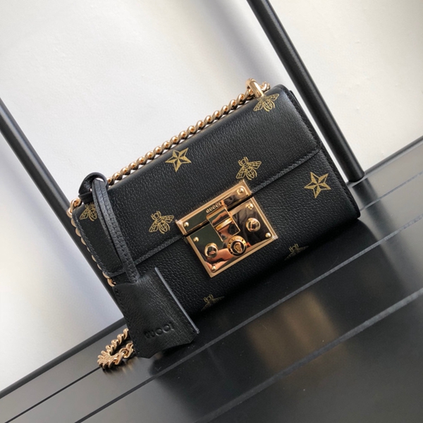 グッチバッグ正面デザイン